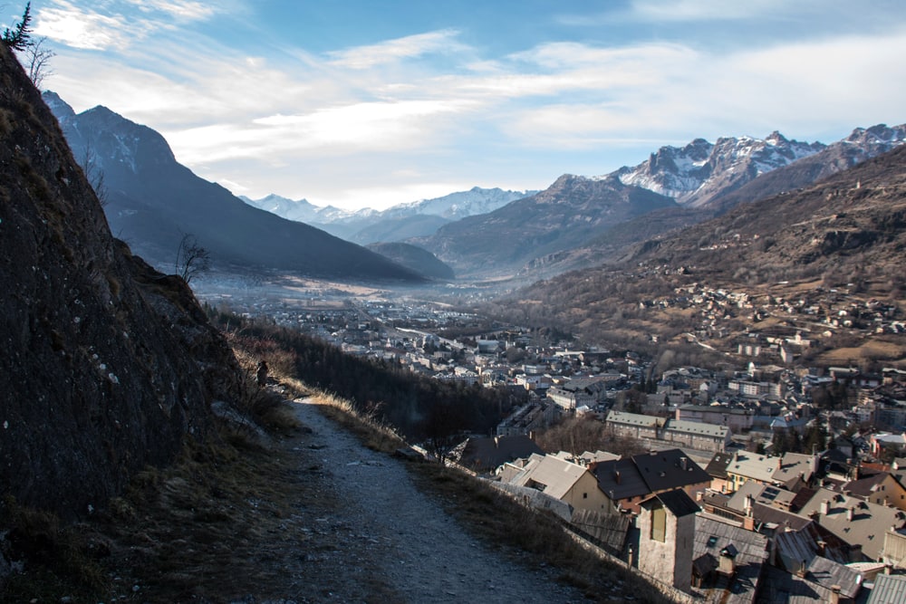 Faites des Rencontres Cougars à Briançon avec AlloCougar